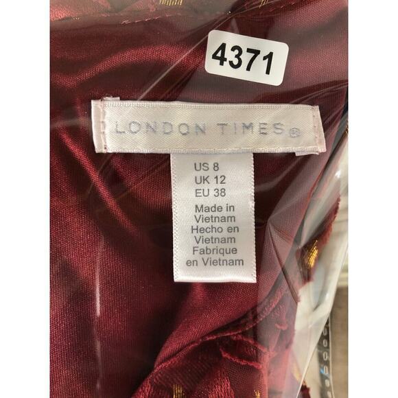 London Times Burnout Dress Long Sleeve Fit & Flare Dress Fig Gold NWT 8 - Picture 9 of 9